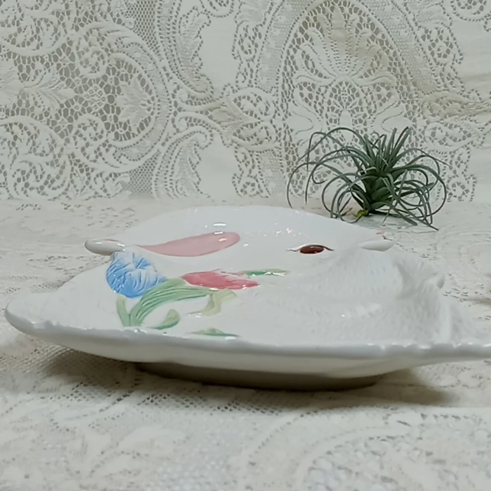 Pier 1 Imports Hand Painted Raised Design Dolomite Bunnies Set Of 2